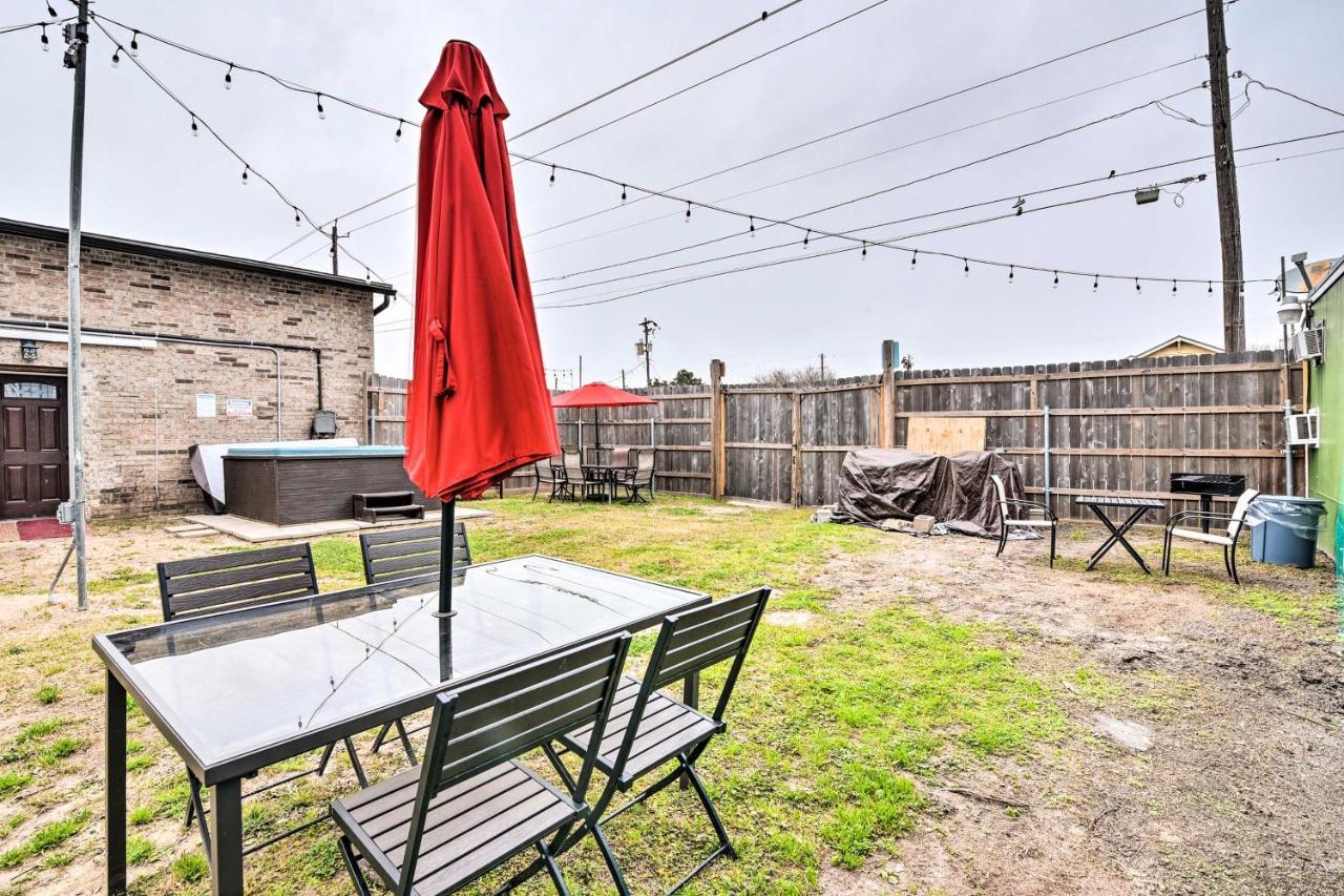 Beautiful Galveston Apt With Deck Less Than 3 Mi To Dtwn! 外观 照片